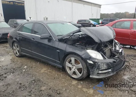 2012 Mercedes-Benz E 350 z USA, uszkodzony, nr VIN WDDHF5KB0CA647371